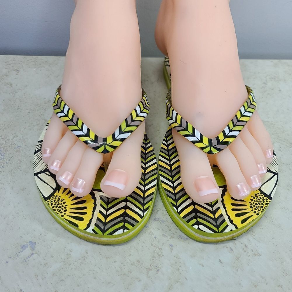 Vera Bradley "Citron" Flip Flops